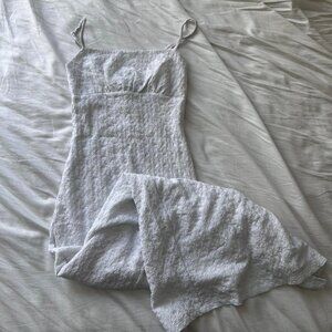 Dynamite Women's White and Grey Dress